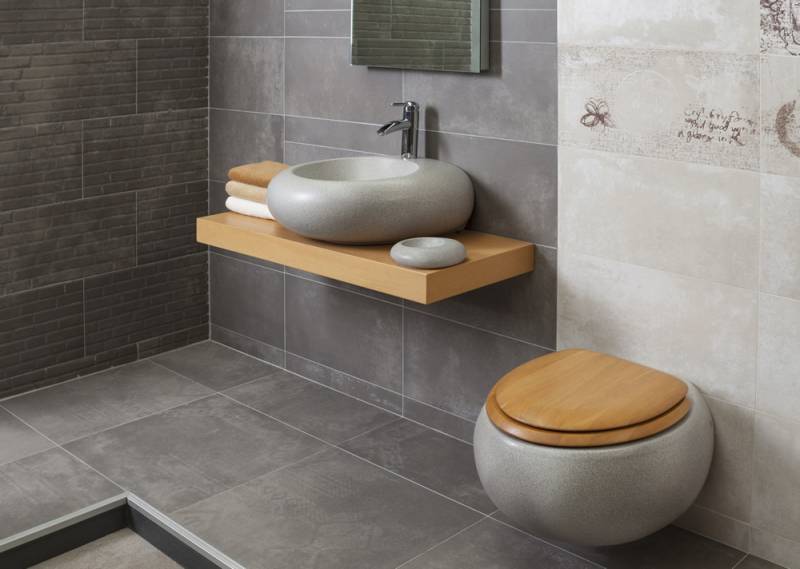 Salle de bain rénovée du plafond au sol villa region aix en provence